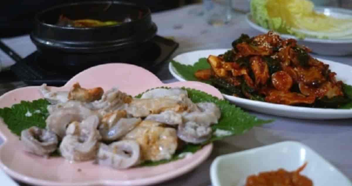 인당 3만원인 4인 예약제 식당