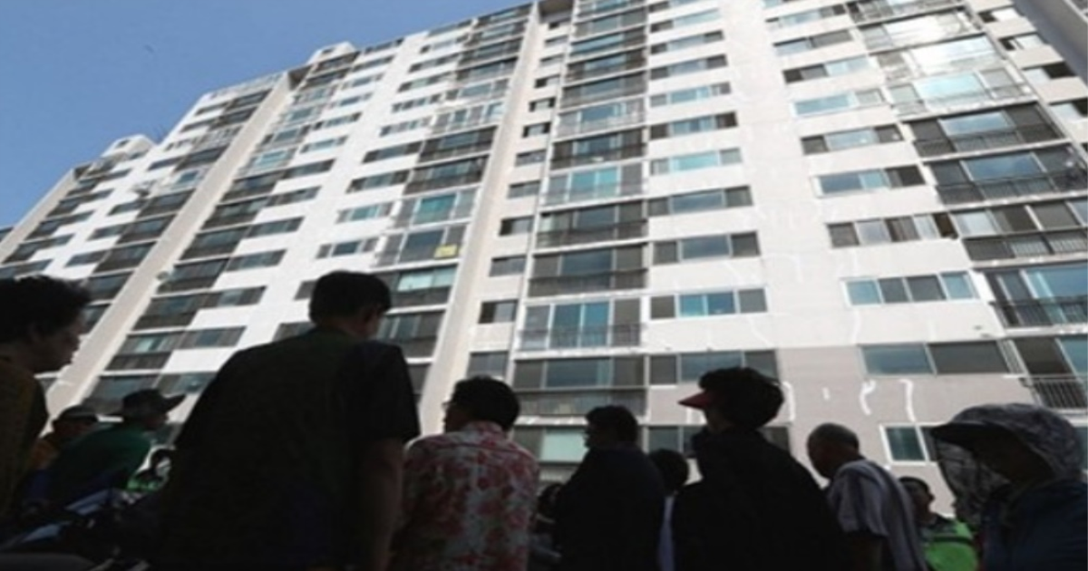 25층 아파트에서 떨어진 임산부 온몸으로 받아낸 남친의 최후