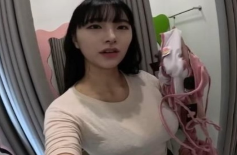 E 누나의 비키니 브이로그